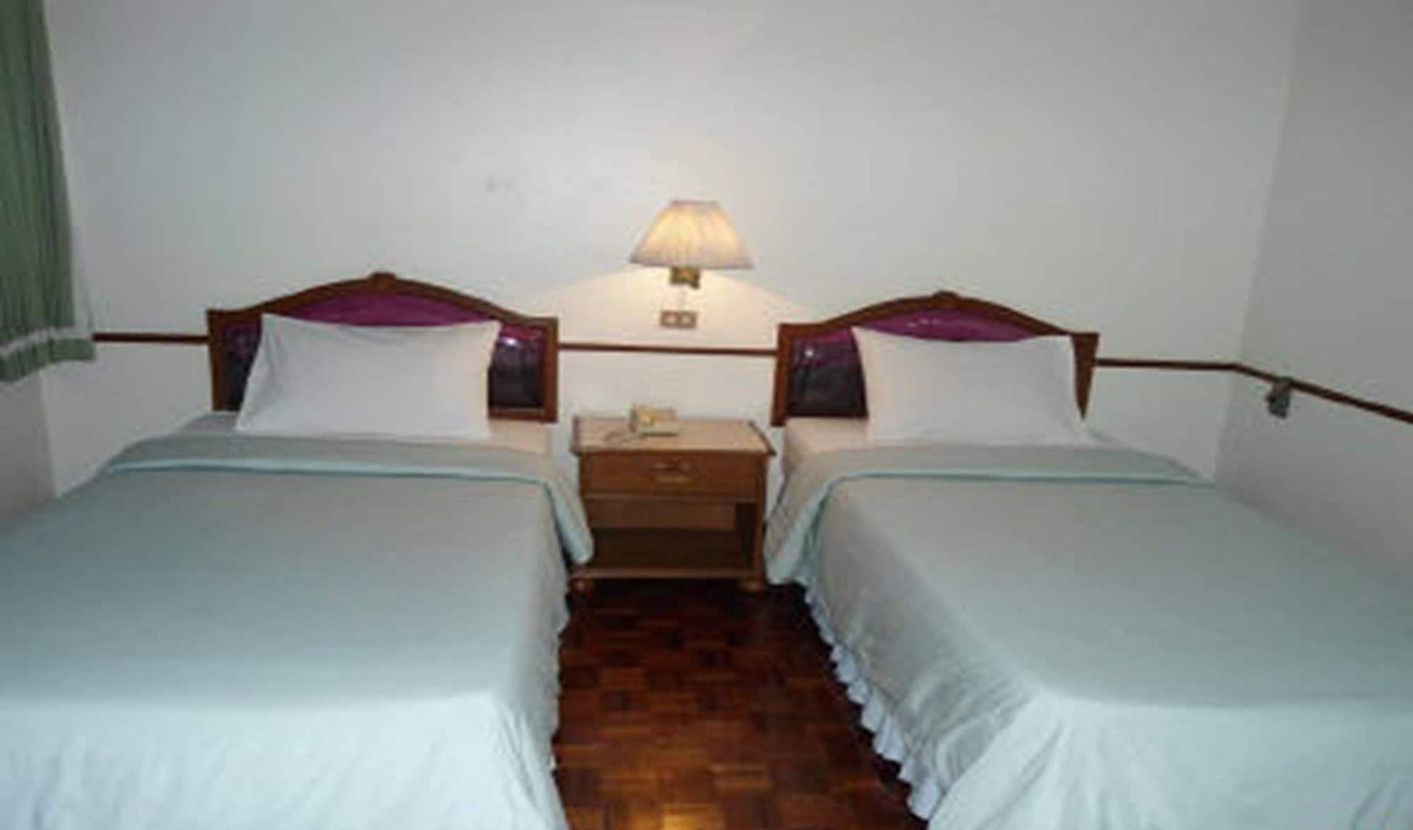 Ubon Hotel Ubon Ratchathani Buitenkant foto