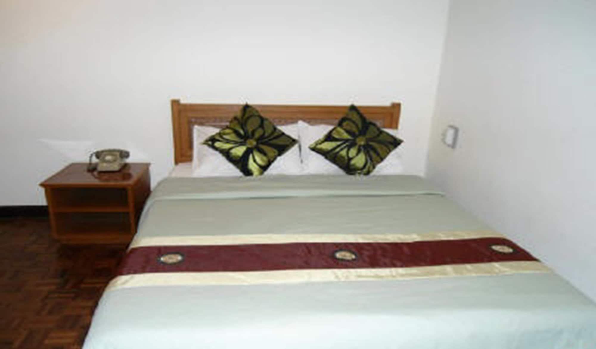 Ubon Hotel Ubon Ratchathani Buitenkant foto