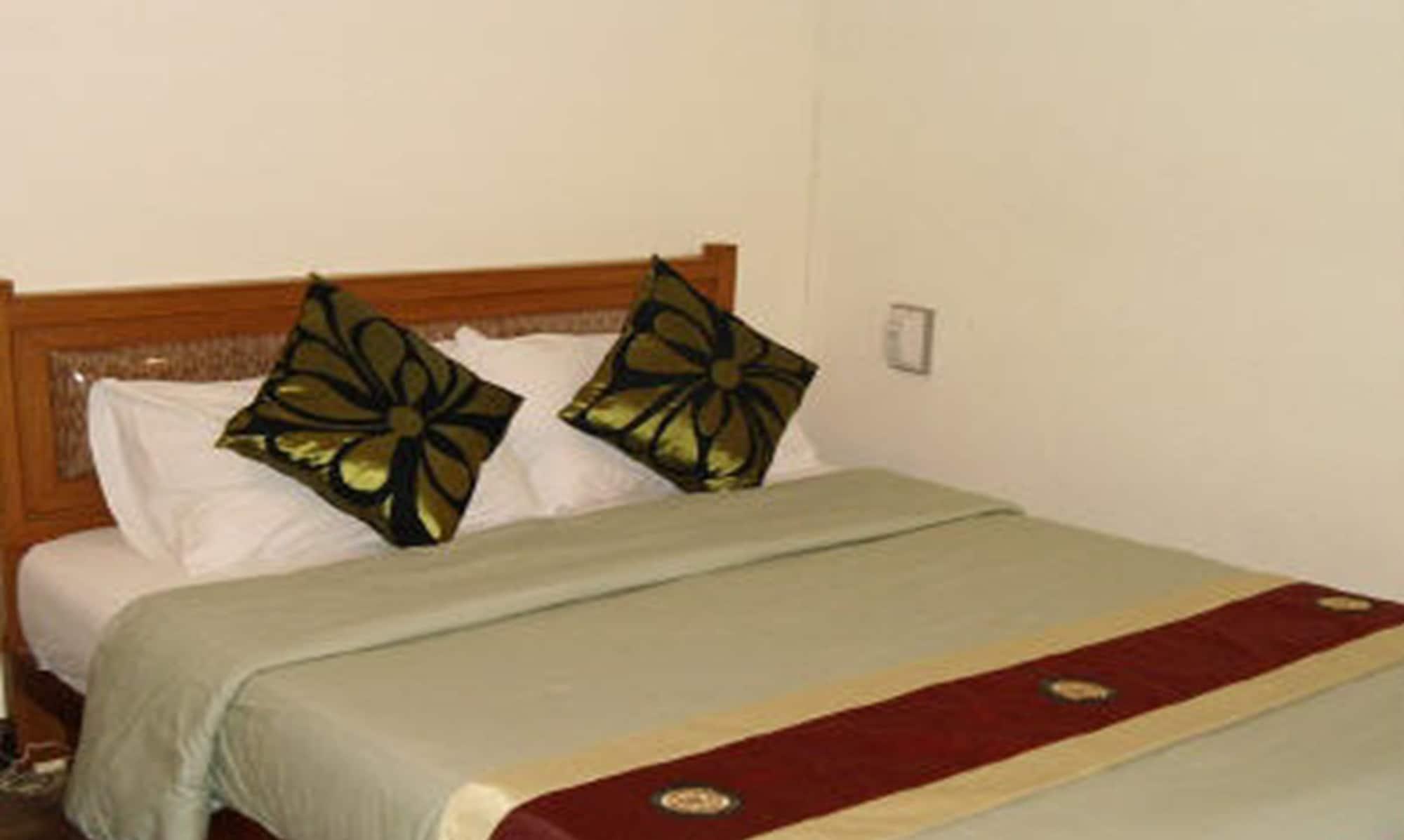Ubon Hotel Ubon Ratchathani Buitenkant foto