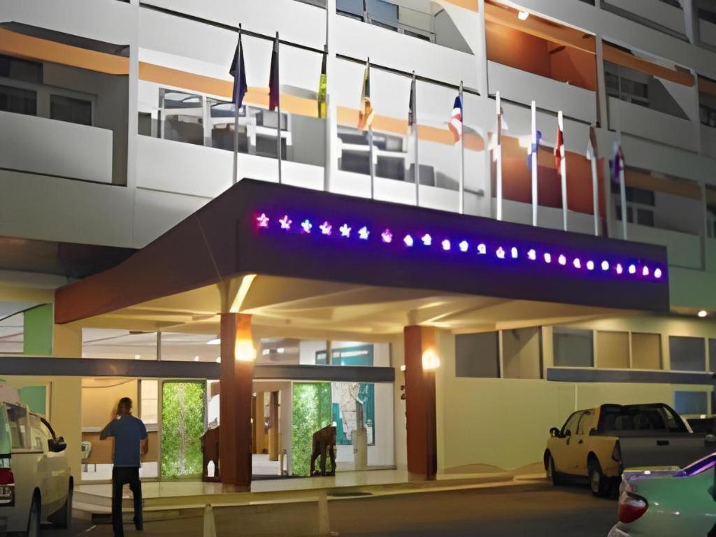 Ubon Hotel Ubon Ratchathani Buitenkant foto