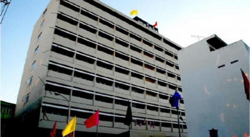 Ubon Hotel Ubon Ratchathani Buitenkant foto