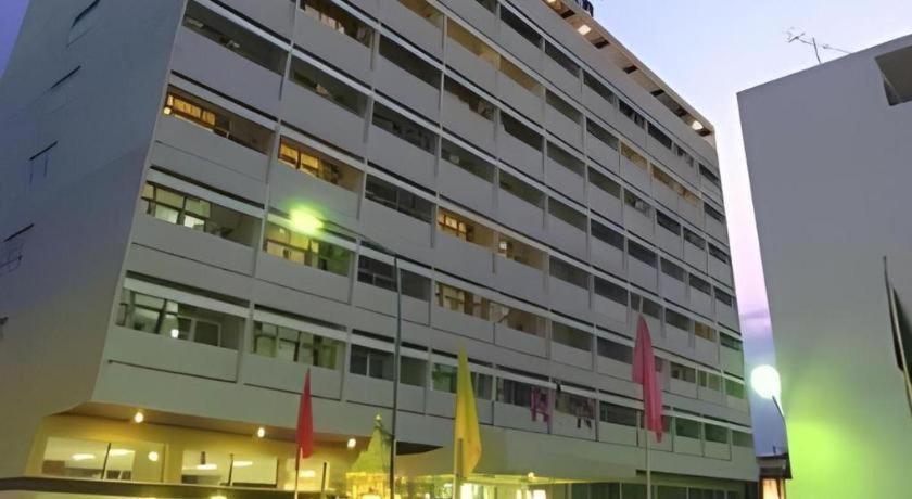 Ubon Hotel Ubon Ratchathani Buitenkant foto