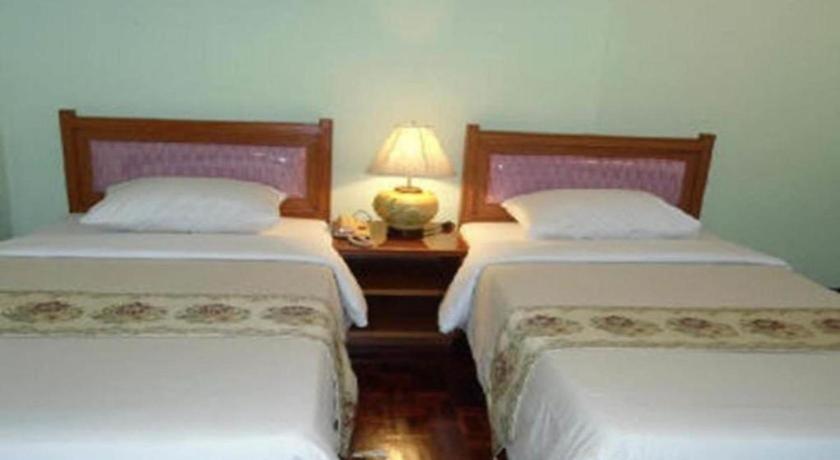 Ubon Hotel Ubon Ratchathani Buitenkant foto